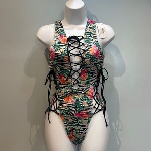 Yandy Zebra Floral Tropical Print Onepiece Swimsuit Medium New with Tags